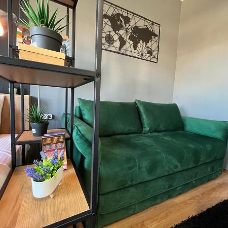 Mickitos City Center Apartment Скопье Экстерьер фото