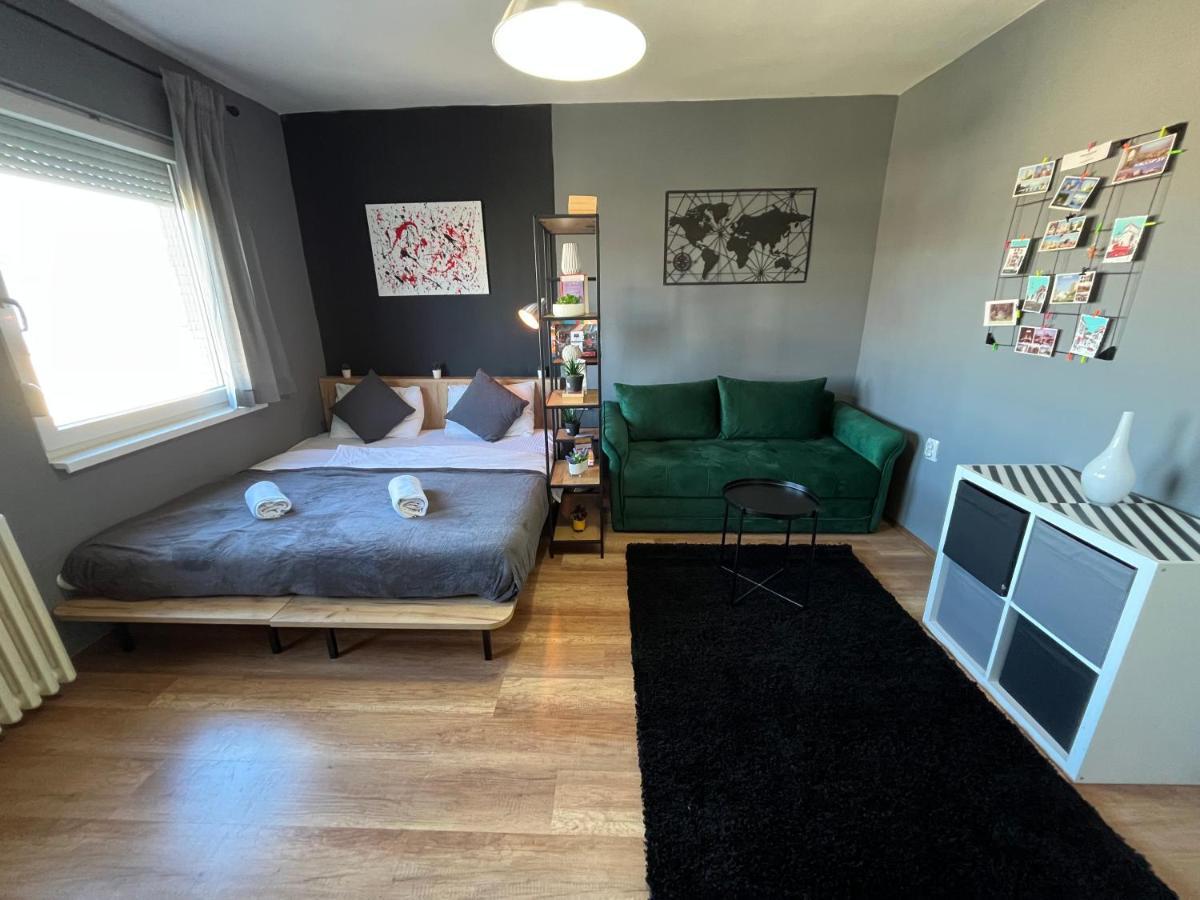 Mickitos City Center Apartment Скопье Экстерьер фото