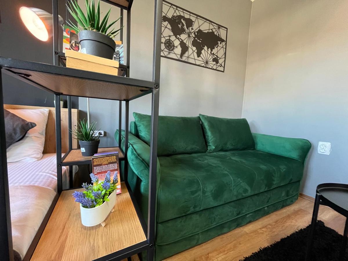 Mickitos City Center Apartment Скопье Экстерьер фото
