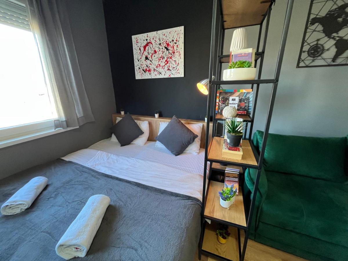 Mickitos City Center Apartment Скопье Экстерьер фото